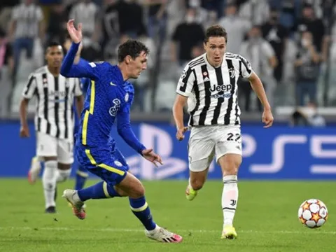 Man Utd quan tâm, Juve ra giá khủng bán Chiesa