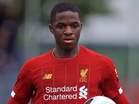 Đến Bayern, Mane vẫn quan tâm sao trẻ Liverpool