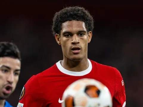 Klopp tiết lộ kế hoạch cho Jarell Quansah sau giai đoạn bùng nổ