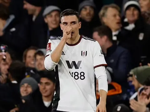 M.U nhận báo giá 60 triệu bảng cho máy quét gây bão Premier League