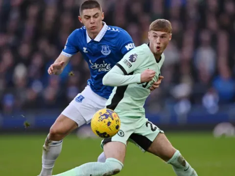 Ian Wright nêu tên cầu thủ chủ chốt của Chelsea