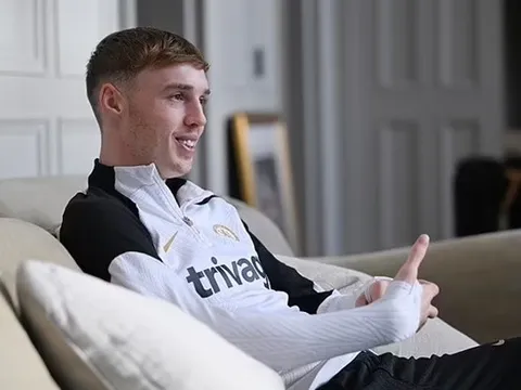 Palmer tiết lộ quyết định tàn khốc của Guardiola