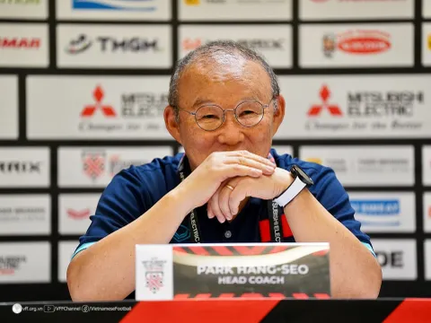 Tin đồn HLV Park Hang-seo gia nhập đội hạng nhì ở Việt Nam