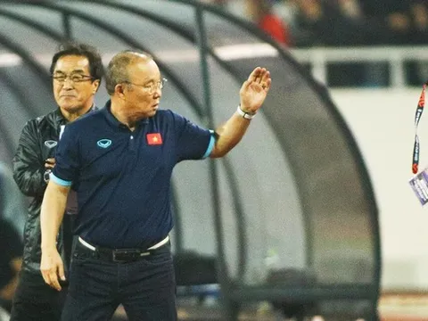 HLV Park áp lực tại Việt Nam; Nhân tố Việt kiều khoác áo tuyển trẻ Mỹ