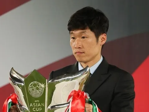 'Bài hát của fan M.U gây khó chịu cho người dân Hàn Quốc'
