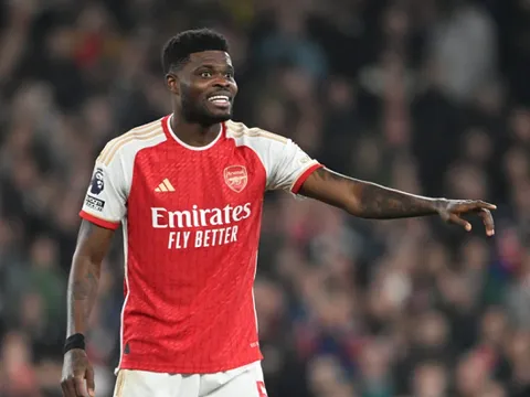 Arsenal thở phào với quyết định của Thomas Partey