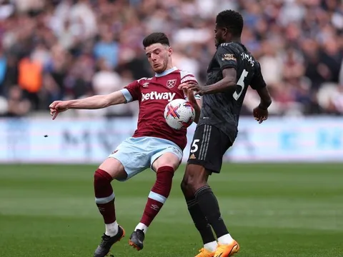 Partey gây thất vọng, huyền thoại chỉ ra tiền vệ Arsenal cần mua