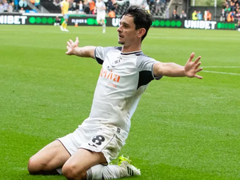 Juventus chưa từ bỏ thần đồng Hale End