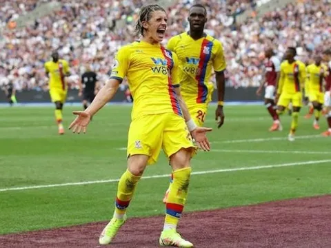 Patrick Vieira ngưỡng mộ báu vật của Chelsea