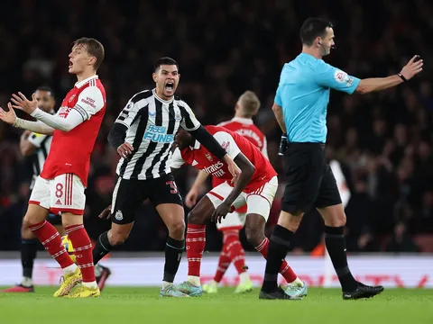 Paul Merson dự đoán tỷ số trận Newcastle - Arsenal