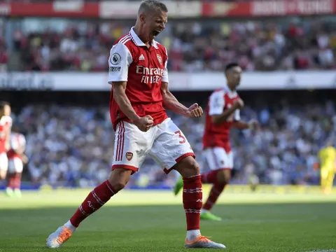 Paul Parker: Man United cũng có một Zinchenko khác