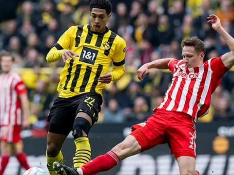 Paul Scholes khuyên M.U chiêu mộ 'cầu thủ vạn người mê'