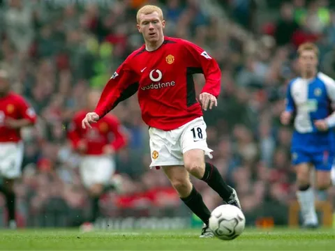 Paul Scholes nhận thua Steven Gerrard