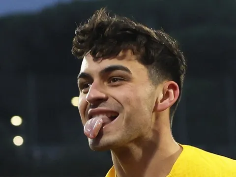 Đấu M.U, Pedri khẳng định chắc nịch về Barca