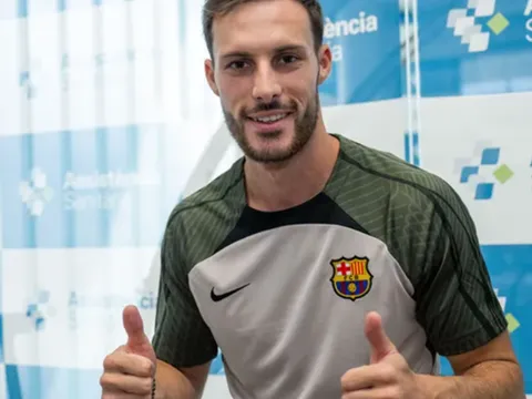 Stegen chấn thương, Barca có phương án B khôn ngoan