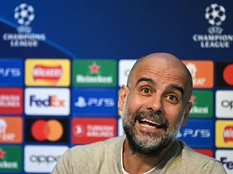 Pep chơi chiêu, quyết đấu với Man Utd