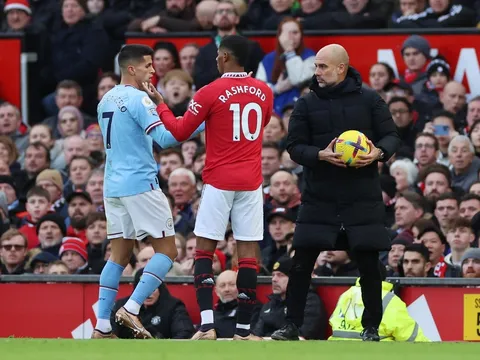 Pep không tha thứ cho kẻ nổi loạn ở Man City