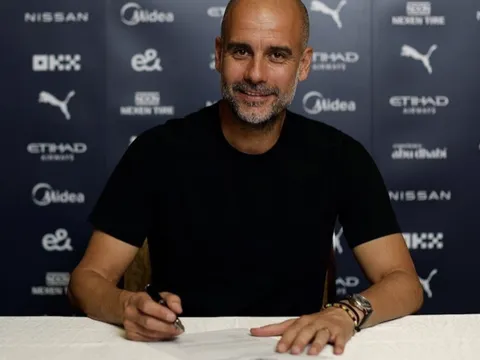 Pep: 'Nếu còn sống, Cruyff sẽ khuyên tôi ở lại Man City'