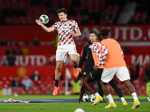 Peter Schmeichel: "Cậu ấy làm tôi nhớ một chút về Steve Bruce"