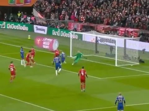 "Pha cứu thua đỉnh cao"