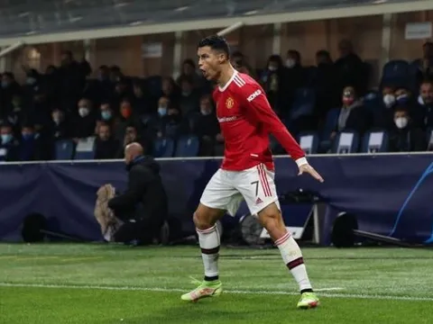 Phá lưới Arsenal, Ronaldo đạt cột mốc khủng chưa ai làm được