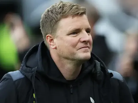 Phản ứng của Eddie Howe trước trận derby tại FA Cup