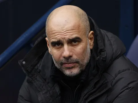 Phản ứng của Pep Guardiola khi Cancelo gặp khó khăn ở Bayern