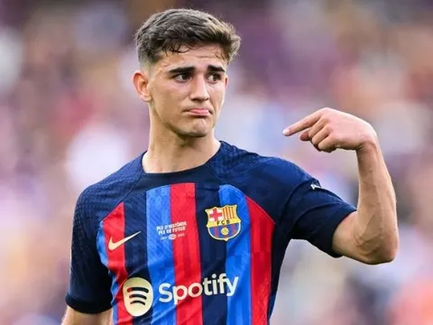 Phản ứng của sao Barca khi Real kích nổ bom tấn trăm triệu euro
