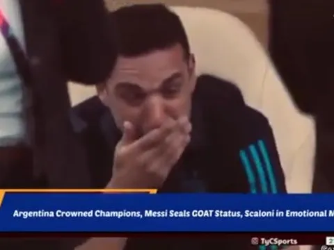 Phản ứng rung động lòng người của HLV Lionel Scaloni