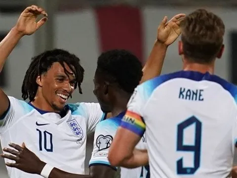 Phát kiến của Klopp giúp tuyển Anh sở hữu 'cỗ máy chuyền bóng'