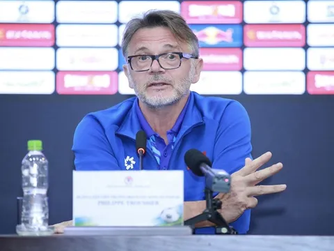 HLV Philippe Troussier nói thẳng mục tiêu thực tế với ĐT Việt Nam tại Asian Cup