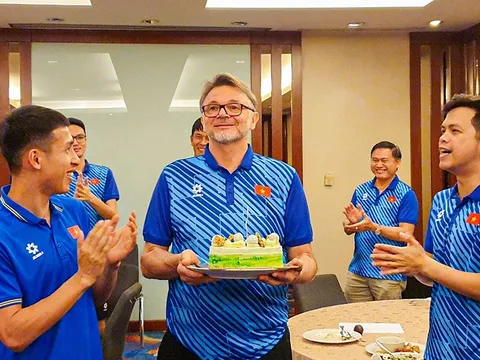 Trước giờ đấu Indonesia, HLV Philippe Troussier nhắn nhủ các cầu thủ 1 điều