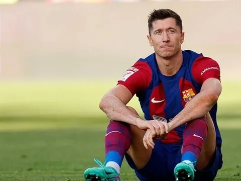 Phong độ khởi sắc, Barca định đoạt tương lai của Lewandowski