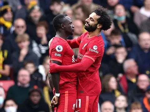 Phong độ khủng của Liverpool khiến Man Utd lo lắng