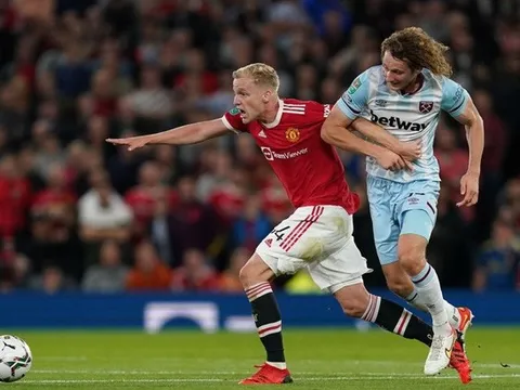 Bước ngoặt xuất hiện, cơ hội cho Van de Beek cứu lấy sự nghiệp ở M.U