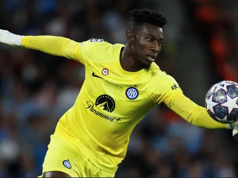 Piero Ausilio bay đến Anh đàm phán, Ten Hag hồ hởi đón tân binh trong mơ