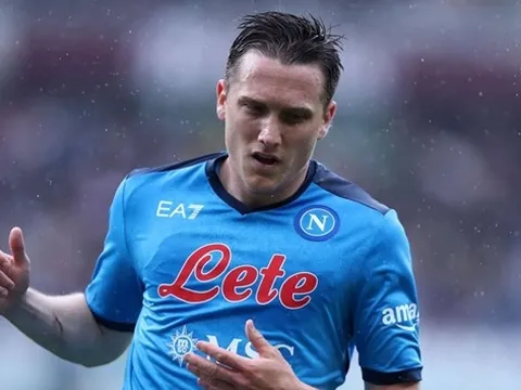 Juventus nhắm ngôi sao của Napoli để vá hàng tiền vệ