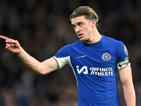 Pochettino bối rối về tương lai Gallagher