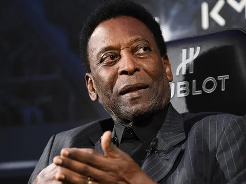 Pele ổn định sau khi bất ngờ nhập viện