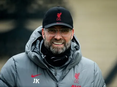 Quá ấn tượng, Klopp ra quyết định giữ chân "quái thú" trên không