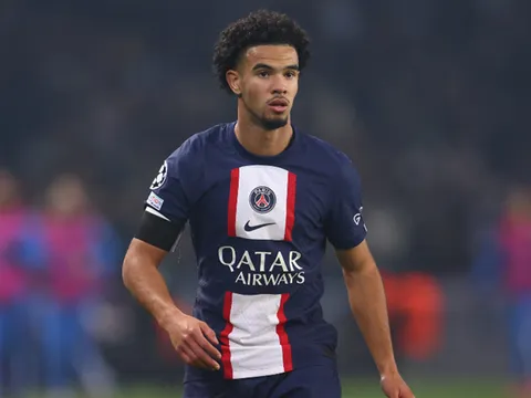 "Pháo thủ đã để mắt đến cậu ấy"