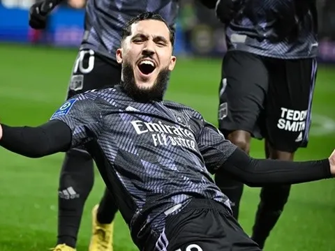 PSG bị chê gửi đề nghị xúc phạm cho tài năng 19 tuổi