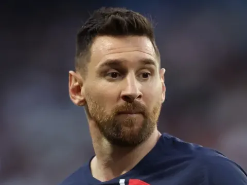 PSG bị 'sờ gáy' vì liên quan tới Messi
