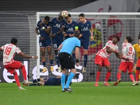 PSG hòa đáng tiếc, Pochettino thừa nhận một điều