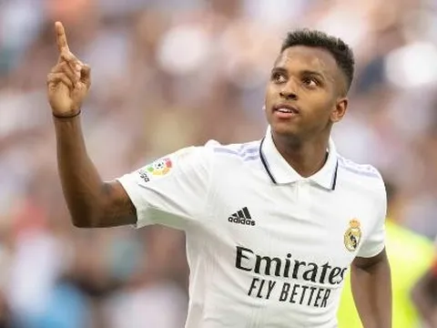 PSG nhắm mua ngược tiền đạo Real Madrid