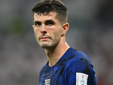 Brad Friedel khuyên sao Arsenal và Chelsea nên ra đi hè này