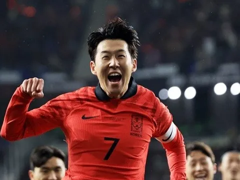 Son Heung-min lập cú đúp cho Hàn Quốc