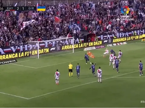 Đội La Liga ôm hận vì chuyền bóng khi đá penalty