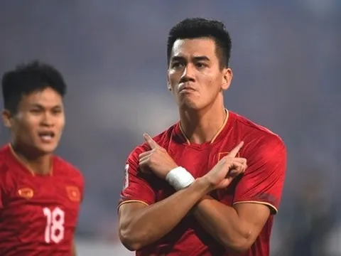 Quả bóng vàng Việt Nam chờ Tiến Linh?