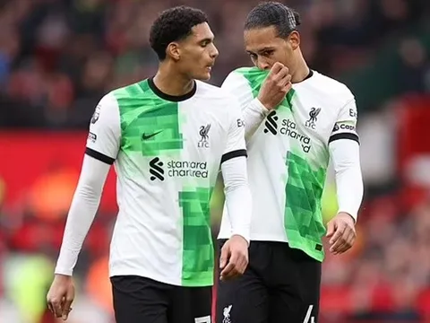 Quansah "kiến tạo" cho Bruno, Van Dijk đưa ra lời khuyên